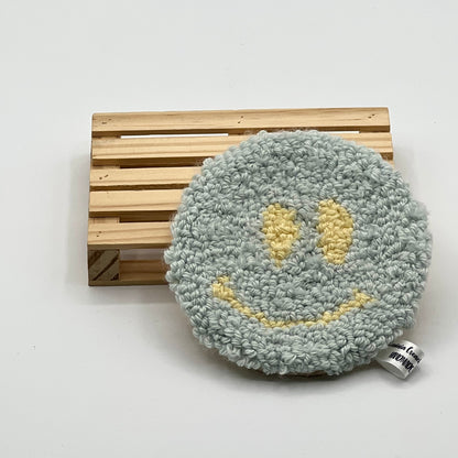 Posavasos punch needle Smiley - Shikworks