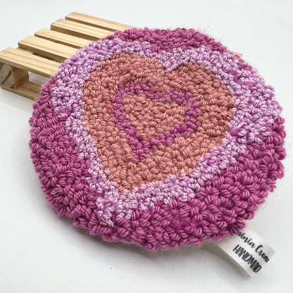 Posavasos punch needle Hearts - Shikworks